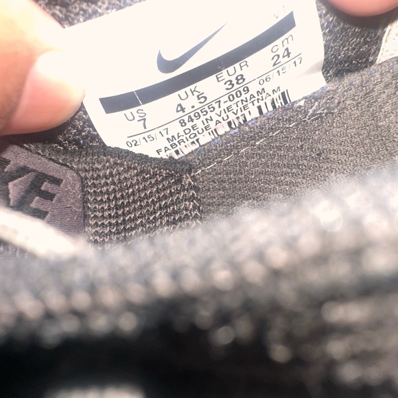 Nike Air Vapormax Flyknit Midnight Fog Black Grey 849557-009 Womens Size 7 - Picture 7 of 7